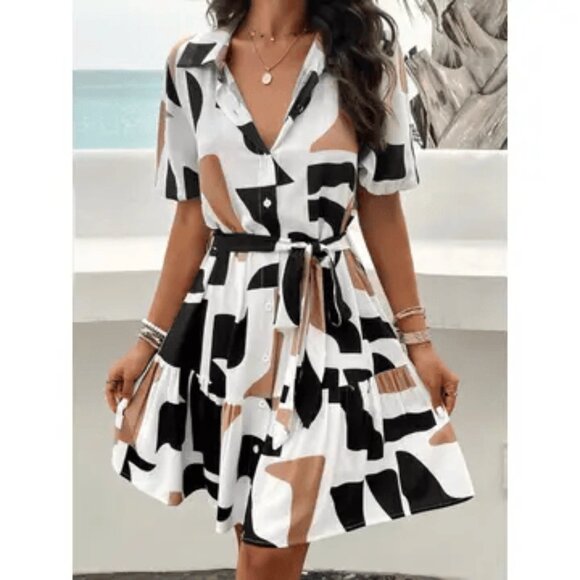 Elegant Printed Short Sleeved Dress - Picture 1 of 1